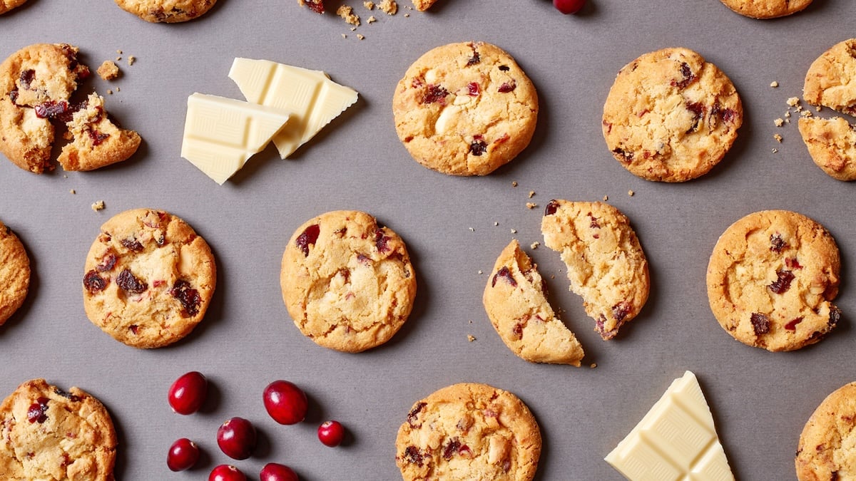 Cookies moelleux aux pépites de chocolat blanc et cranberries
